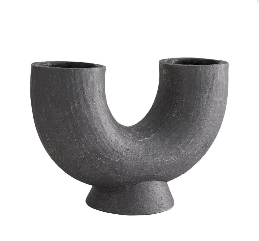 Damien Vase