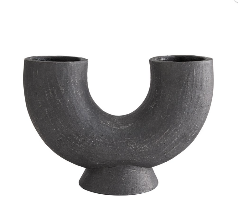 Damien Vase